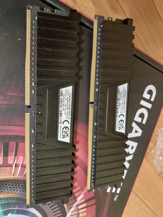 64GB DDR4 3200Mhz CL16 - Corsair Vengeance LPX