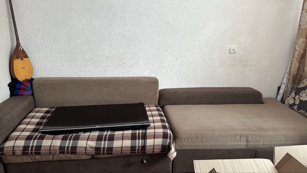 Срочно продаю диван