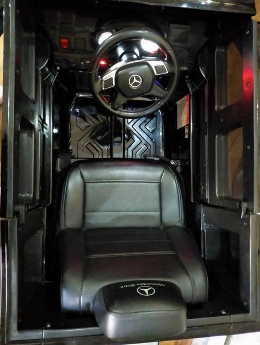 Продаётся машина Мерседес