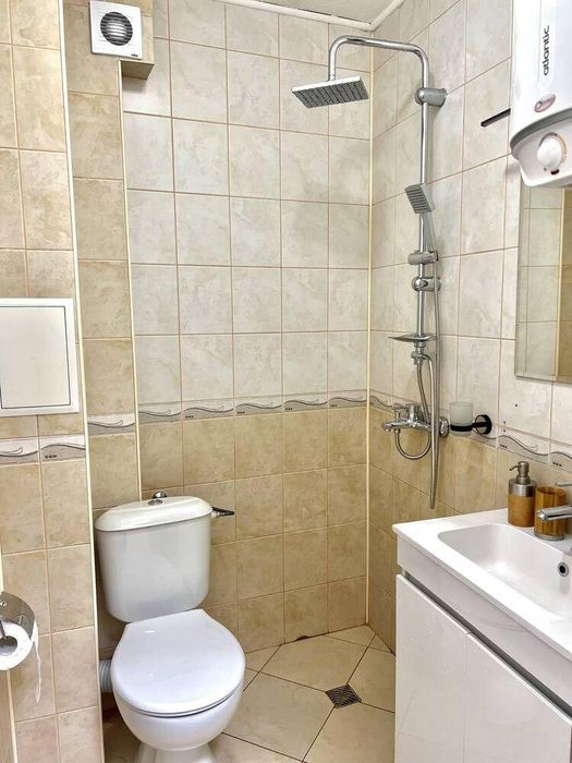 Дава се под наем Двустаен апартамент в Бургас, Меден рудник - зона В - 75 кв.м за 348.84 € - Снимка #5