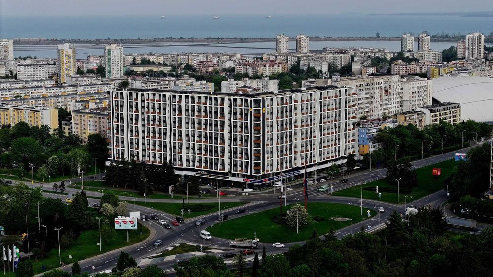 Продава се ОТ СОБСТВЕНИК 2-стаен апартамент в Арена Изгрев, Бургас