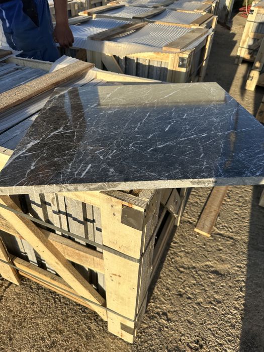 Vand placi marmura si placi lastre