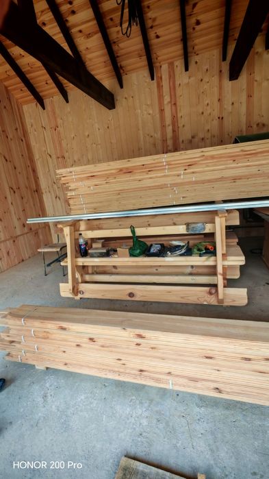 Продавам дървена  ламперия