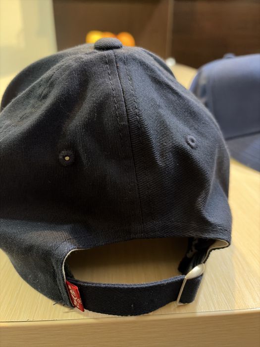Шапка Levi’s перфектно състояние