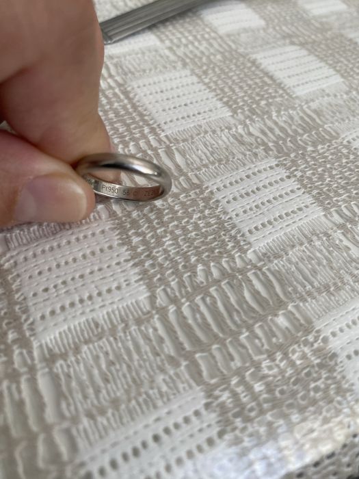 Кольцо обручальное из платины