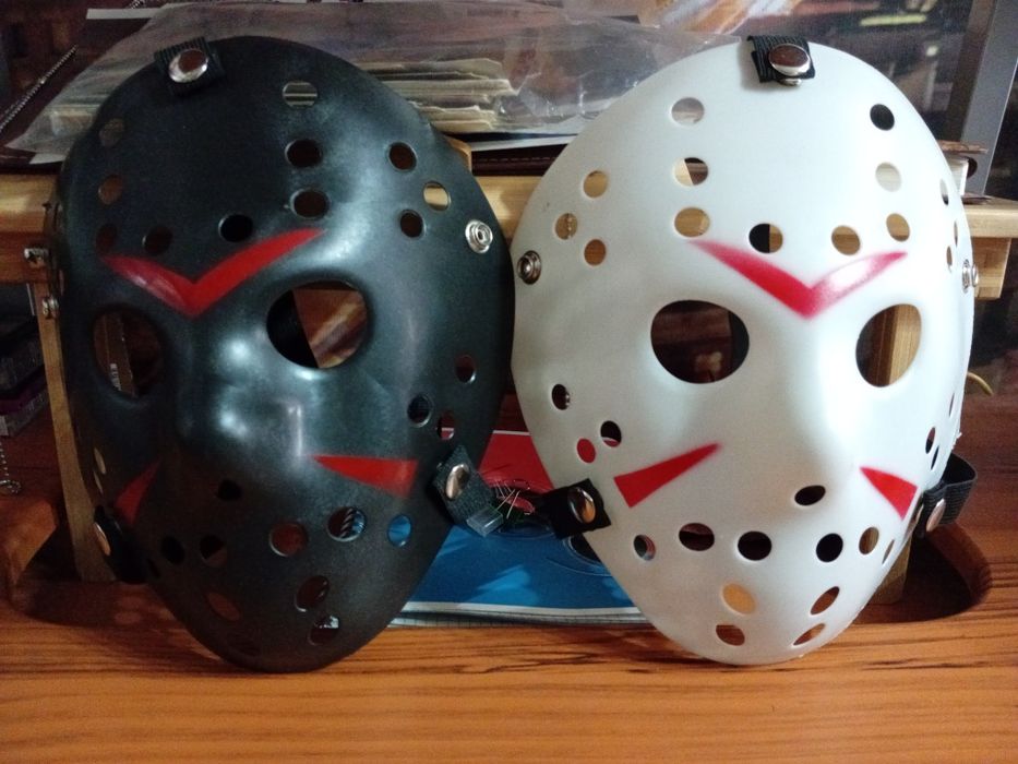 Сувениры хэллоуин пятница 13 вязов