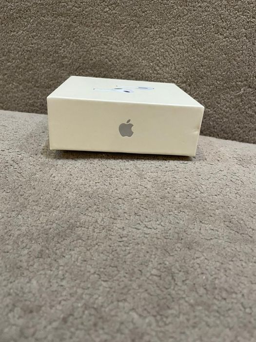 Наушники Apple AirPods 3 with Lightning Charging Case белый