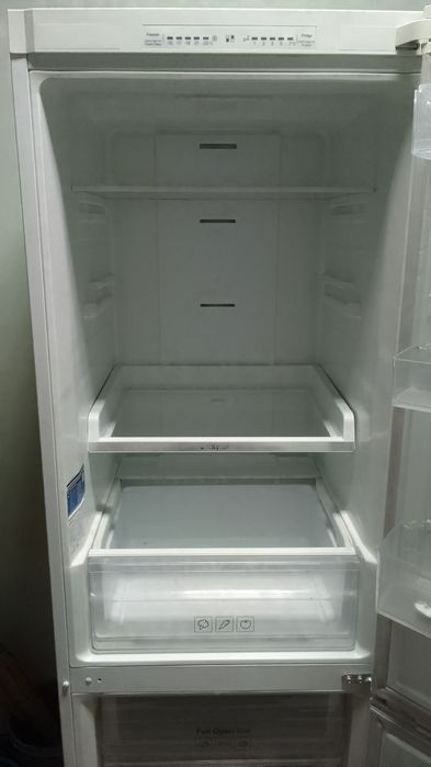 Холодильник SAMSUNG