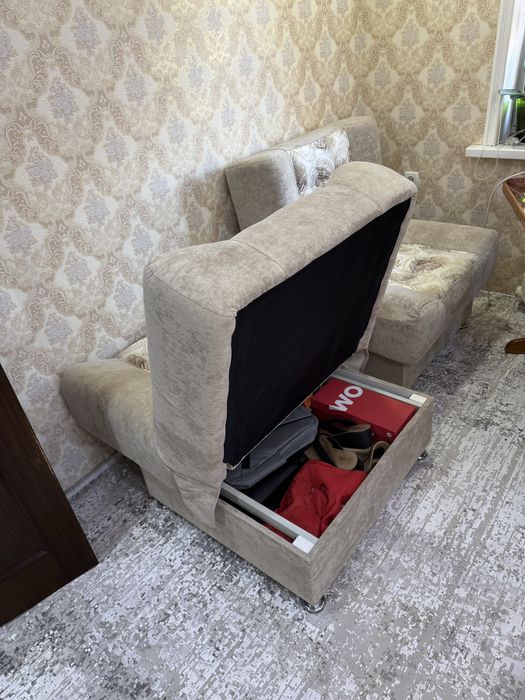 Продается раскладные диван и два кресло