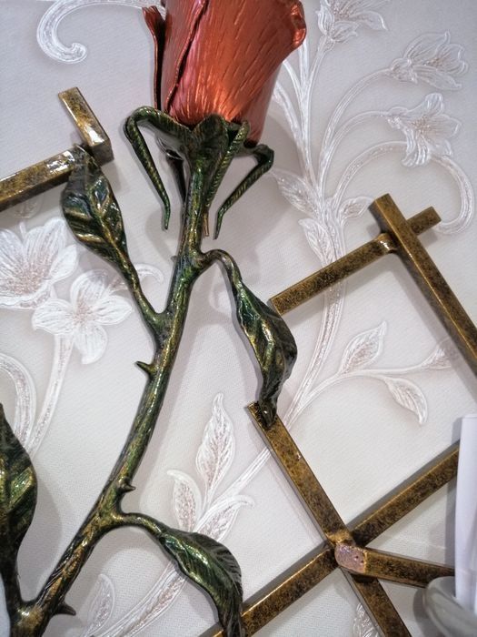 Цветочница для девушки на НГ