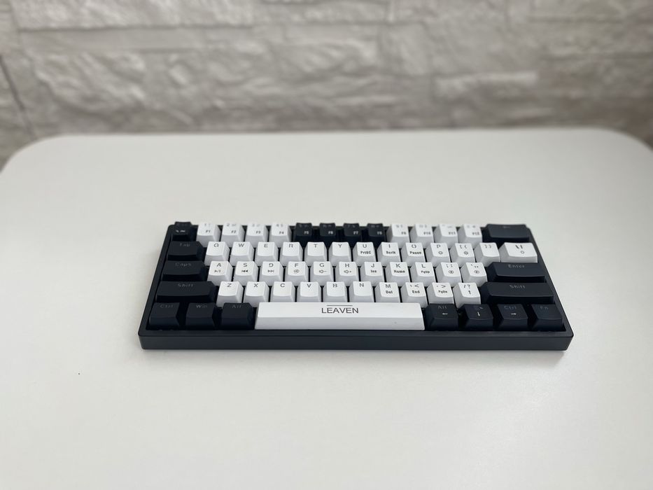 Продам клавиатуру Leaven k620