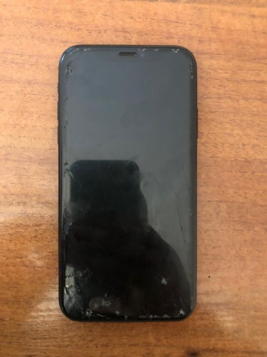 Продам   Айфон xp