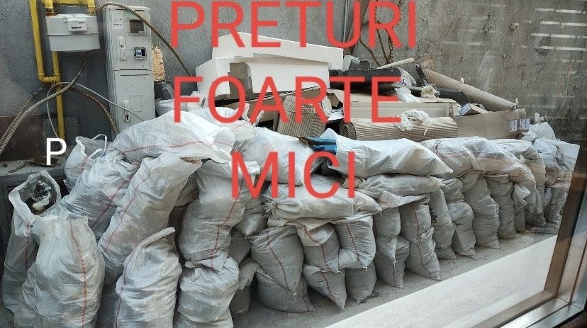 Debarasez moloz / deseuri / mobila  veche demolare / sapaturi