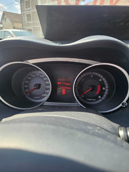 Vand Mitsubishi Outlander  Diesel 2.0