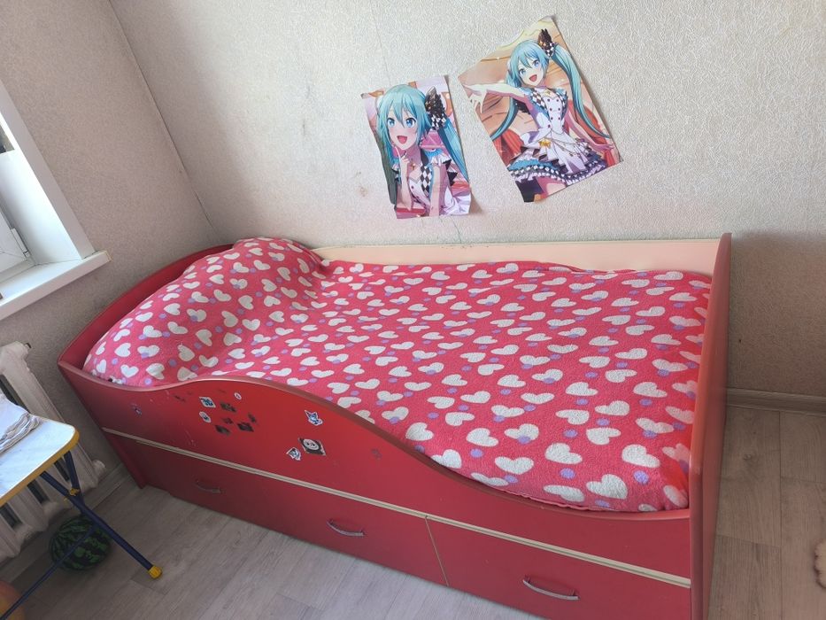 Продам детскую кровать