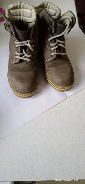 Детские ботинки 36 размер