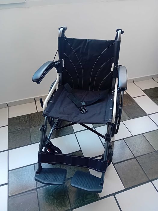 Рингова сгъваема инвалидна количка