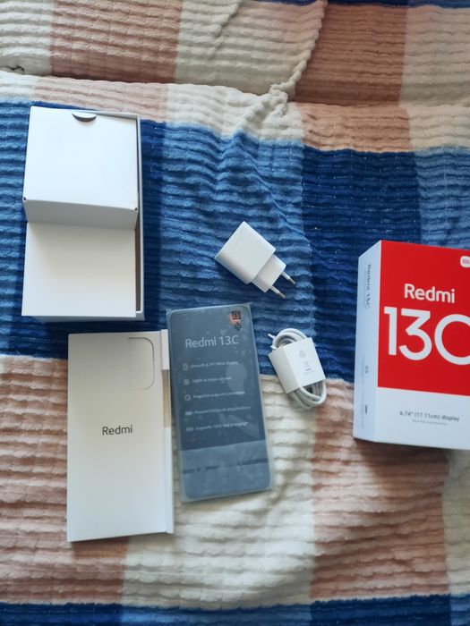 Телефон новый в упаковке