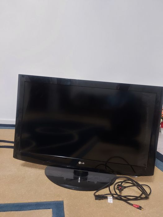Продается Телевизор LG
