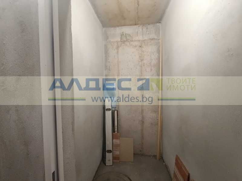 Дава се под наем Двустаен апартамент в София, Център - 68 кв.м за 650 € - Снимка #11