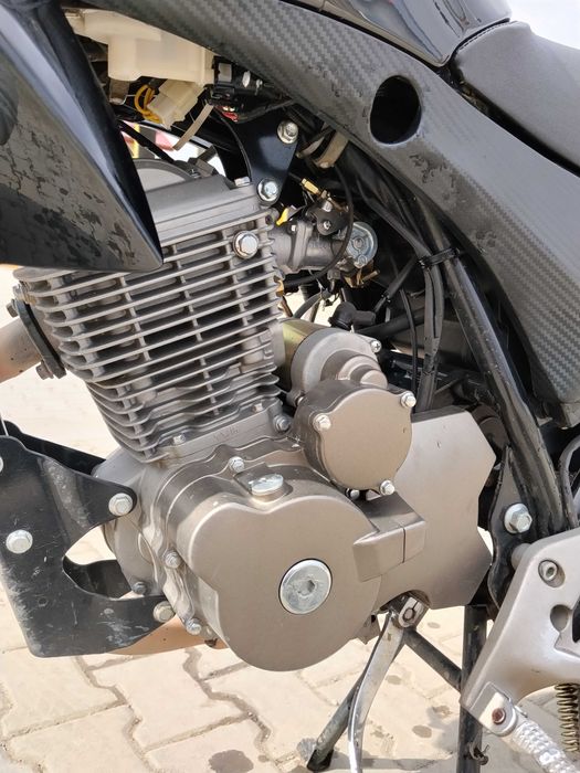 Motocicleta Daytona Monster 125 A1