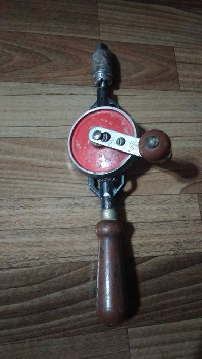 Продам механический ручной дрель