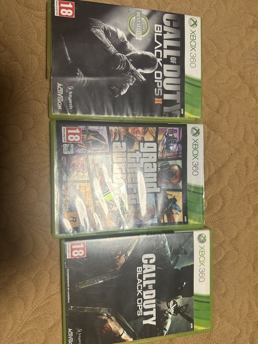 Xbox360 500GB + Controller +Încarcator baterii-Stare impecabila