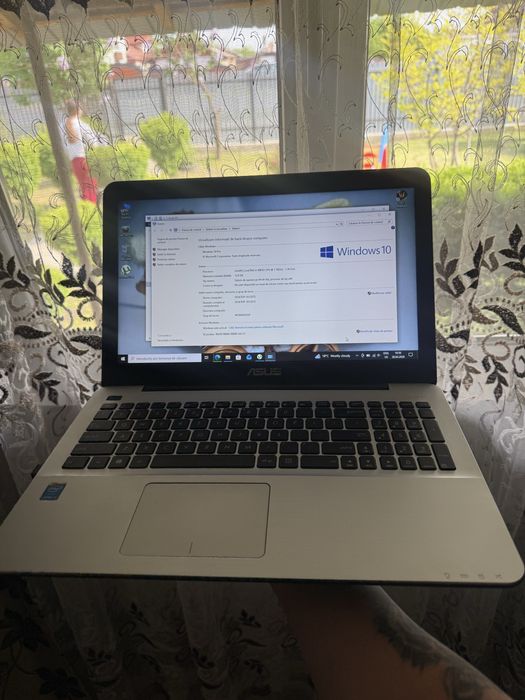Laptop asus