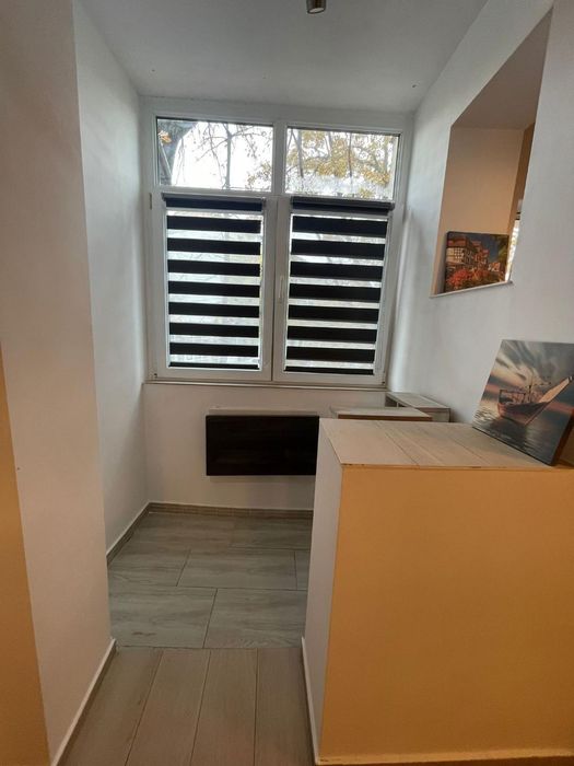 Închiriez garsoniera