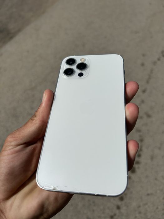 Iphone 12pro 256gb акб 76%