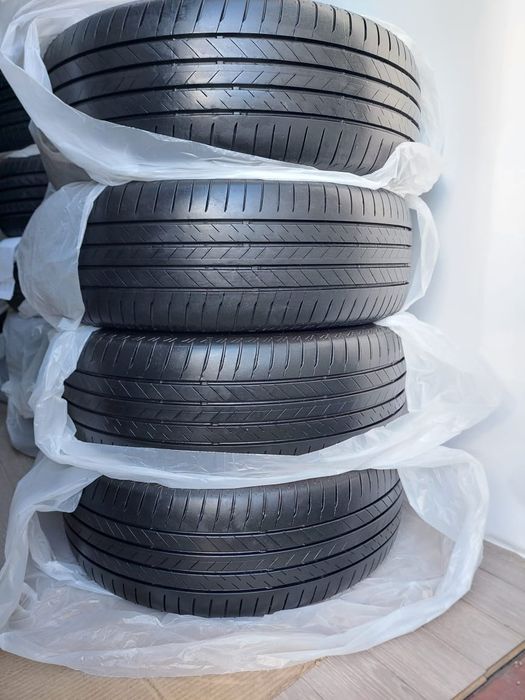 Шины Bridgestone 235/55/19