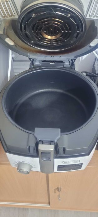 Friteuză aer cald fără ulei Delonghi Mulltifry