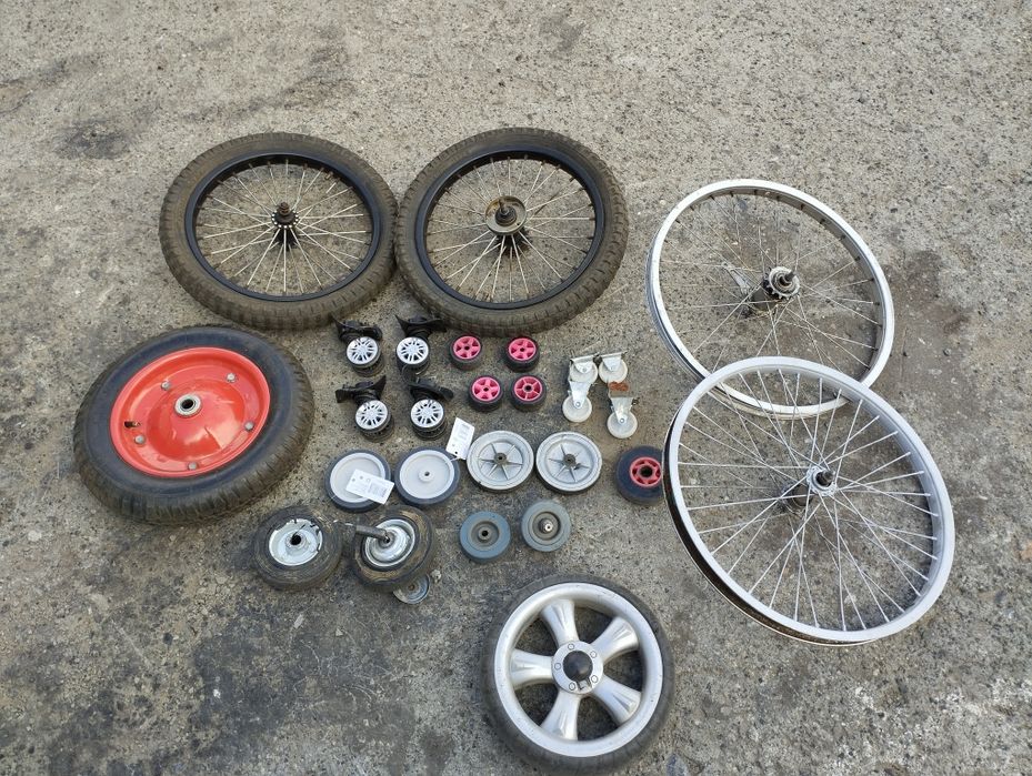 Запасные колеса.для чемодана