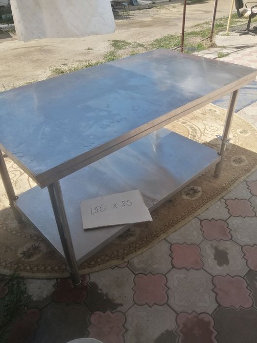 Продам стол кухонный пещевой