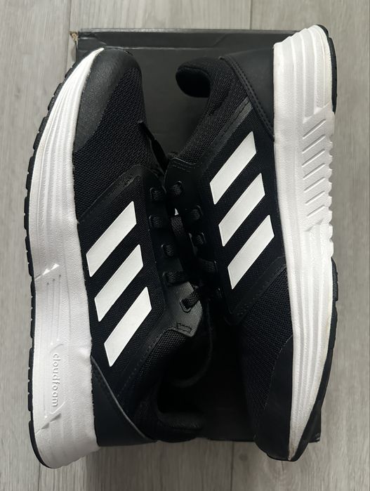 Маратонки Adidas Galaxy 5