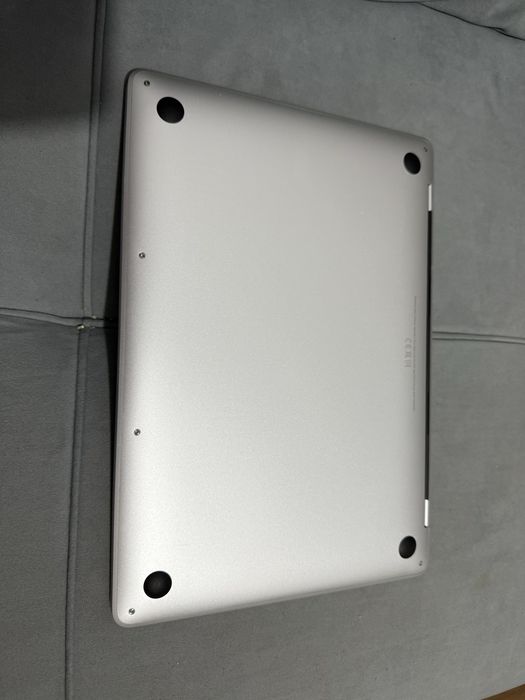 Apple MacBook Pro 13", 2022, M2, 8 ГБ, SSD 512 ГБ