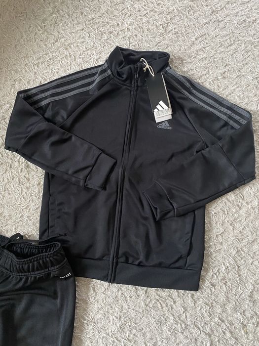 Sdidas trenning set B sere  pentru copiii  marime 140