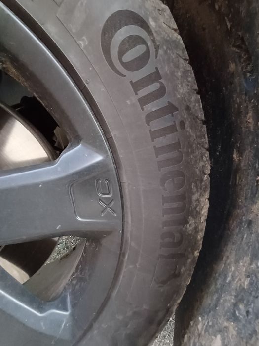 Vând jenti cu cauciucuri  originale volvo xc90 R design