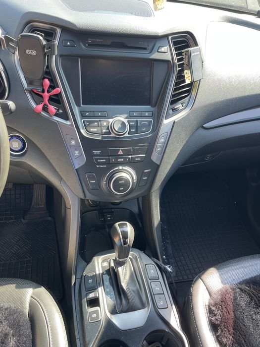 Hyundai santafe masina personala,nationala