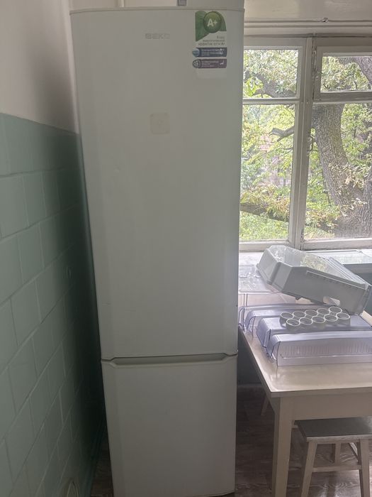 Холодильник beko в отличном состоянии