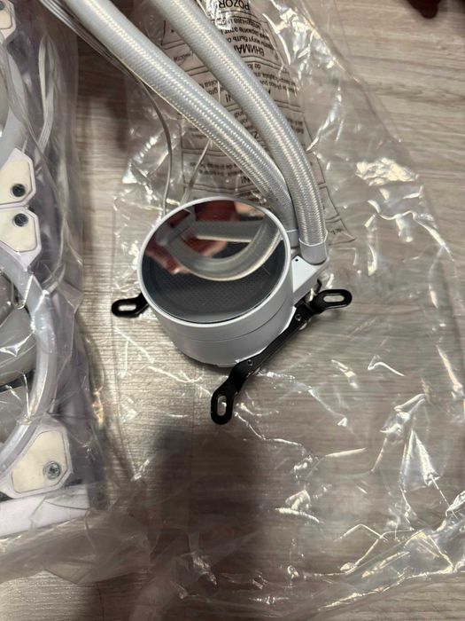 AQIRYS Aquarius 360 AiO White