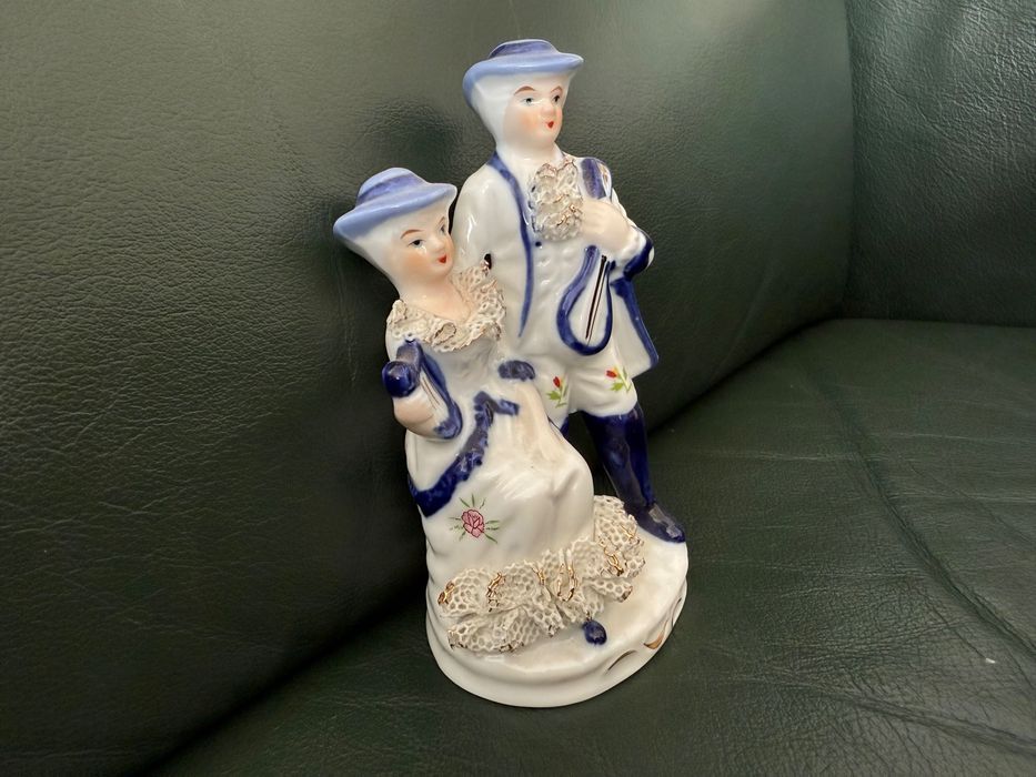 Английски статуетки бр. - по 35 лв. На бр.