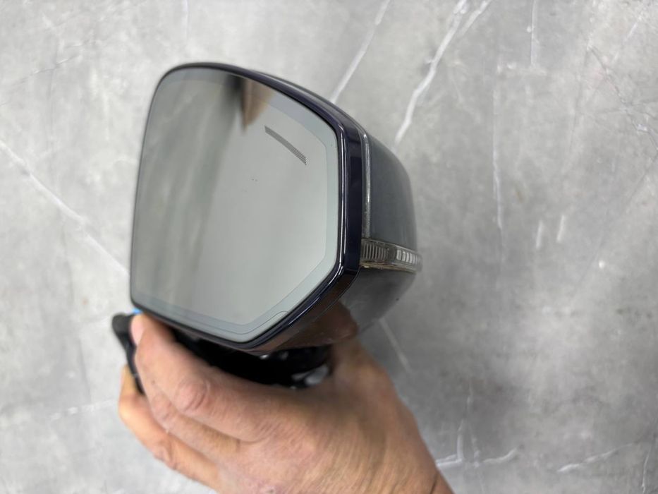 Polestar 2 боковое зеркало с 360’ камерой левый правый и передные фары