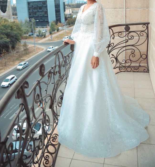 Свадебное платье