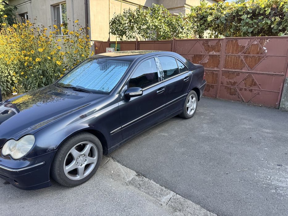 MERCEDES-BENZ C-Class 2001 — imagine 2