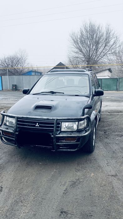 Машина MITSUBISHI RVR 1994г.