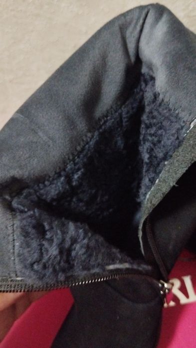 Қыстық естік сатам. Продам сапоги