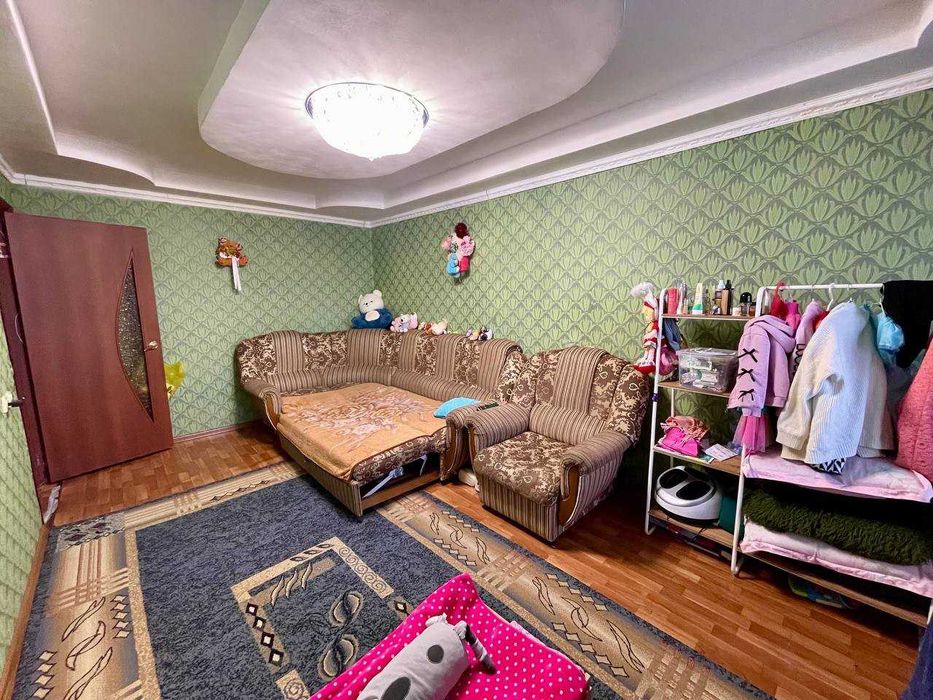 3-комнатная, 9мкрн, 5\5, 62м2, 1983м2