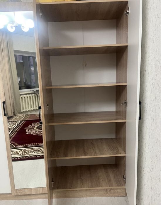 Продается шкаф,шифанер