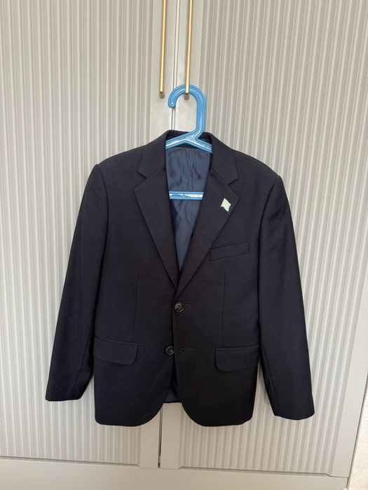 Продам детские пиджаки